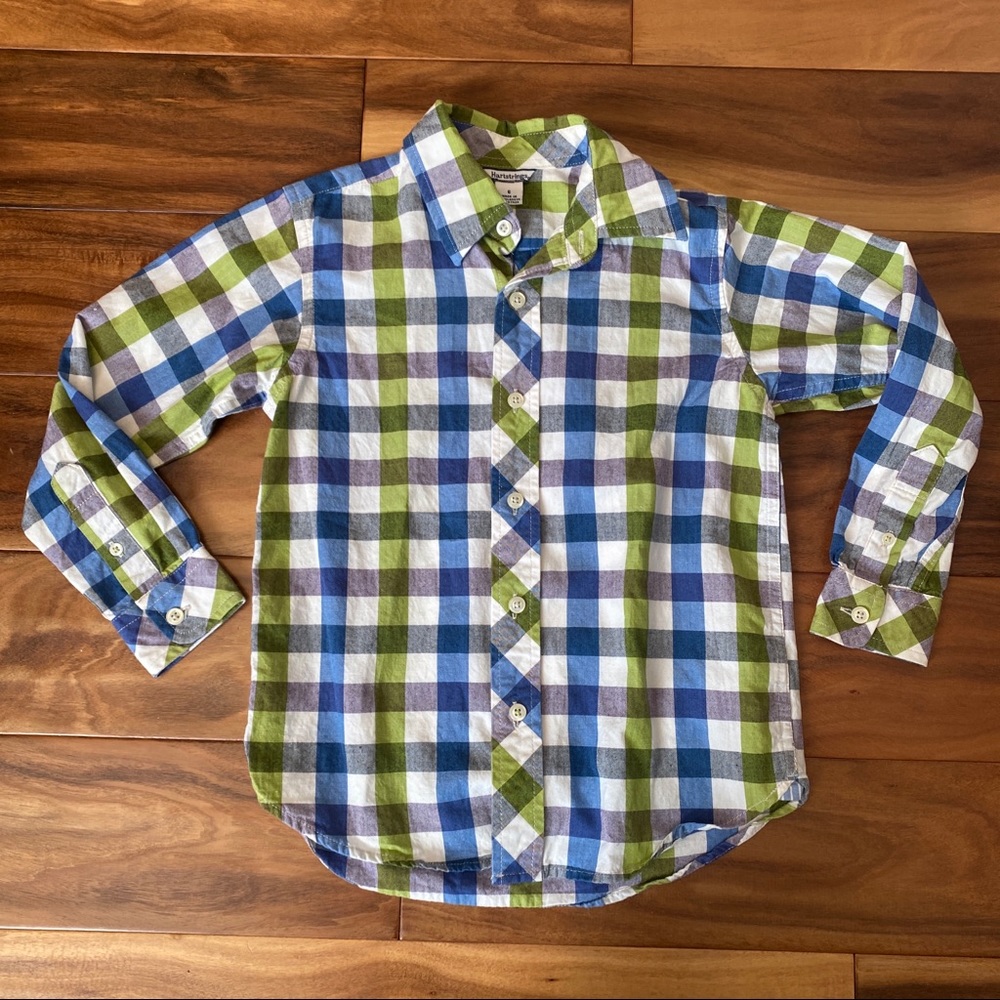 HartStrings size 6 button down shirt